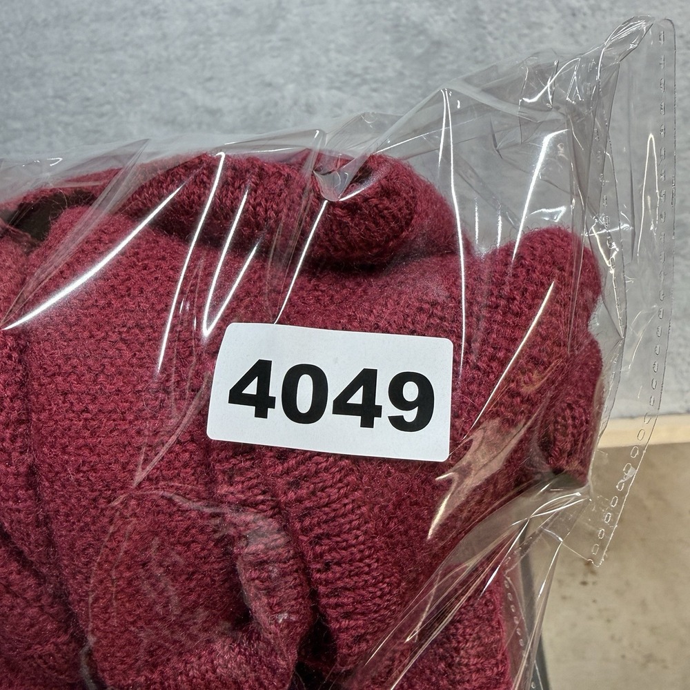 Jacobson's Cardigan Sweat Jacket Women Medium Red Gold Buttons Scalloped 90s - Picture 8 of 8